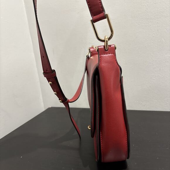 Michael Kors Red Leather Large Delfina Flap Saddle Bag EUC RARE - Picture 3 of 14